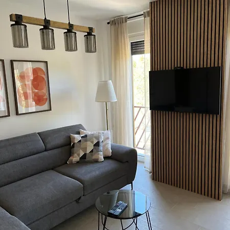 Rosa 8 Apartment Bukorovac